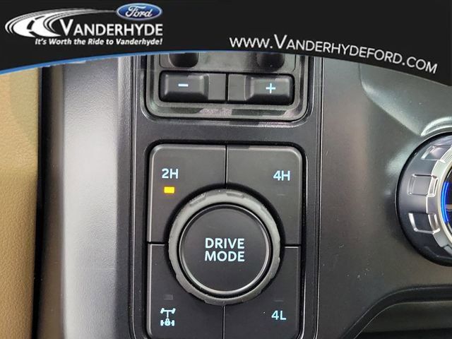 New 2026 Ford F250 Lariat w/ Lariat Premium Package image 33