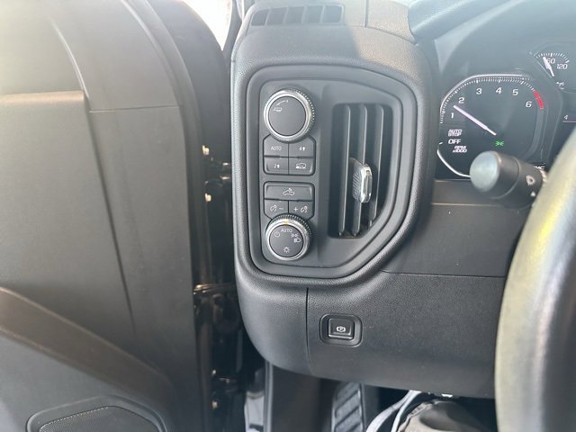 Used 2021 GMC Sierra 1500 Base image 14