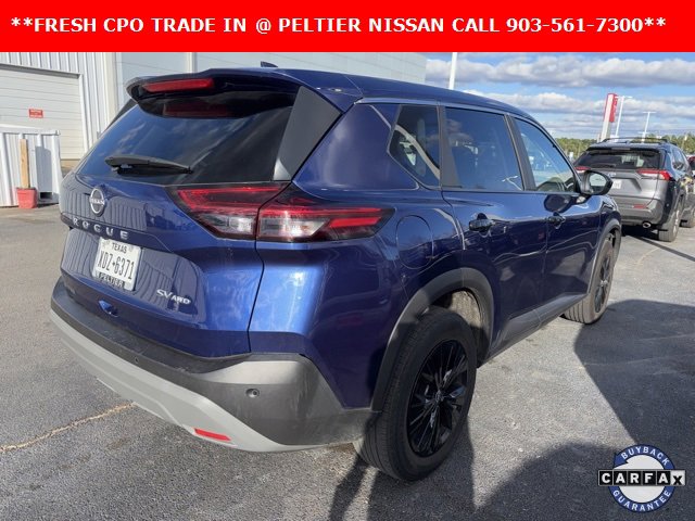 Used 2023 Nissan Rogue SV image 2