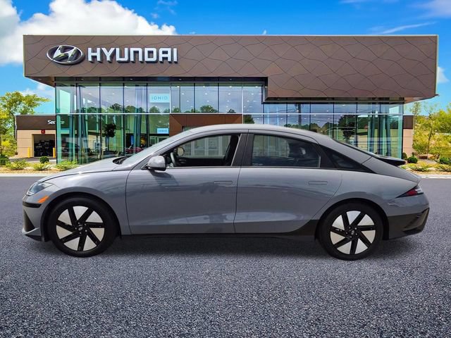 Used 2025 Hyundai Ioniq 6 SE RWD image 4