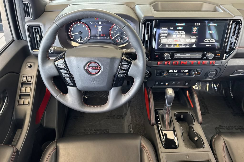 Used 2025 Nissan Frontier PRO-4X w/ Pro Premium Package AWD/4WD image 13