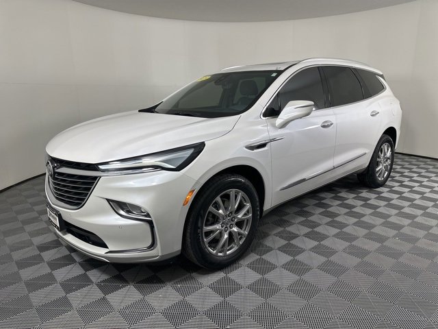 Used 2023 Buick Enclave Premium w/ Experience Buick Package image 8