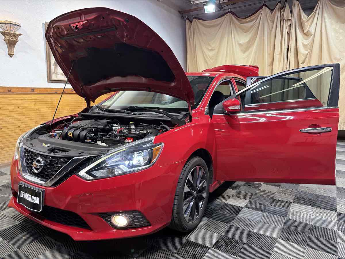 Used 2016 Nissan Sentra SR w/ Driver's Assist Package FWD image 11