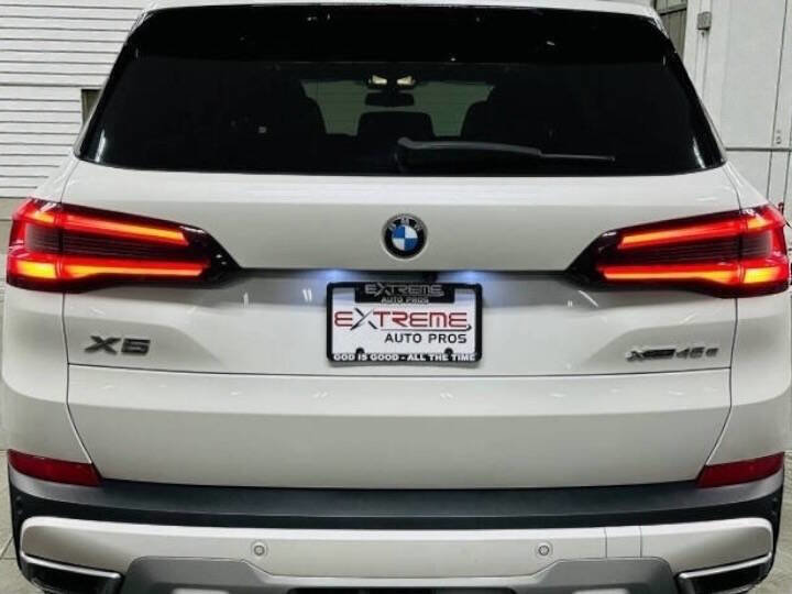 Used 2021 BMW X5 xDrive45e w/ Executive Package image 5