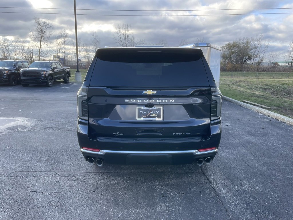 New 2026 Chevrolet Suburban Premier image 6