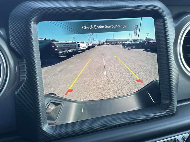 Used 2023 Jeep Gladiator Overland image 30
