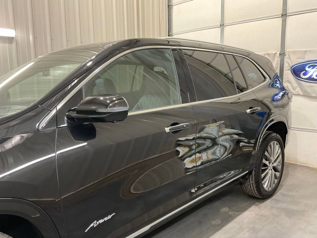 Used 2026 Buick Enclave Avenir w/ Super Cruise Package image 5