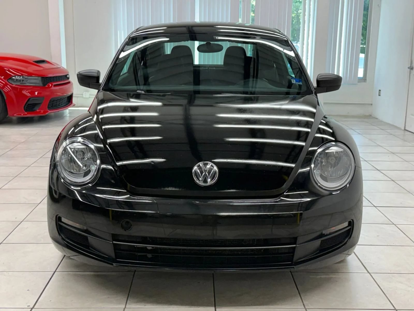 Used 2014 Volkswagen Beetle 1.8T FWD image 2