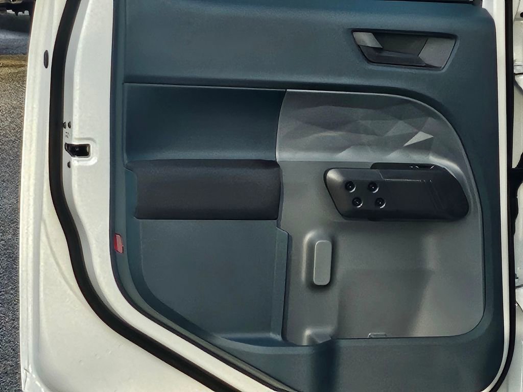 New 2026 Ford Maverick XL image 30