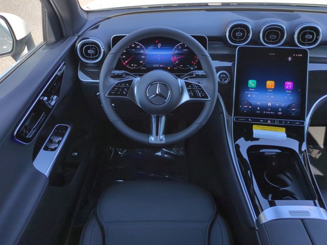 Used 2026 Mercedes-Benz GLC 300 image 16
