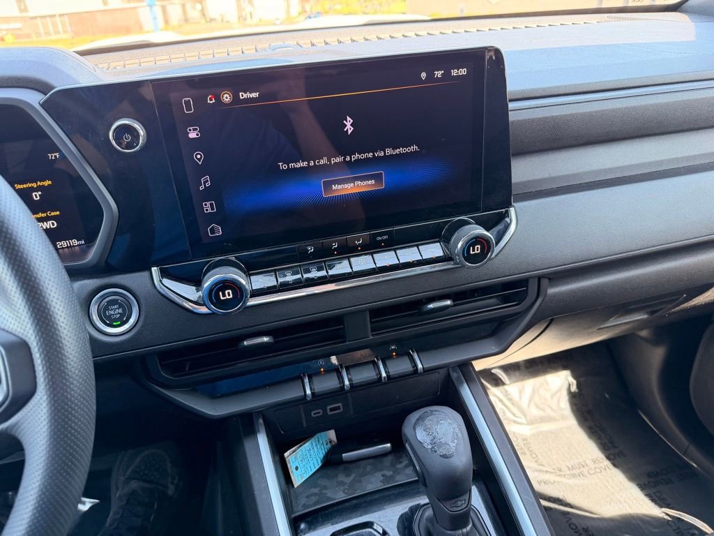 Used 2025 Chevrolet Colorado Trail Boss image 17