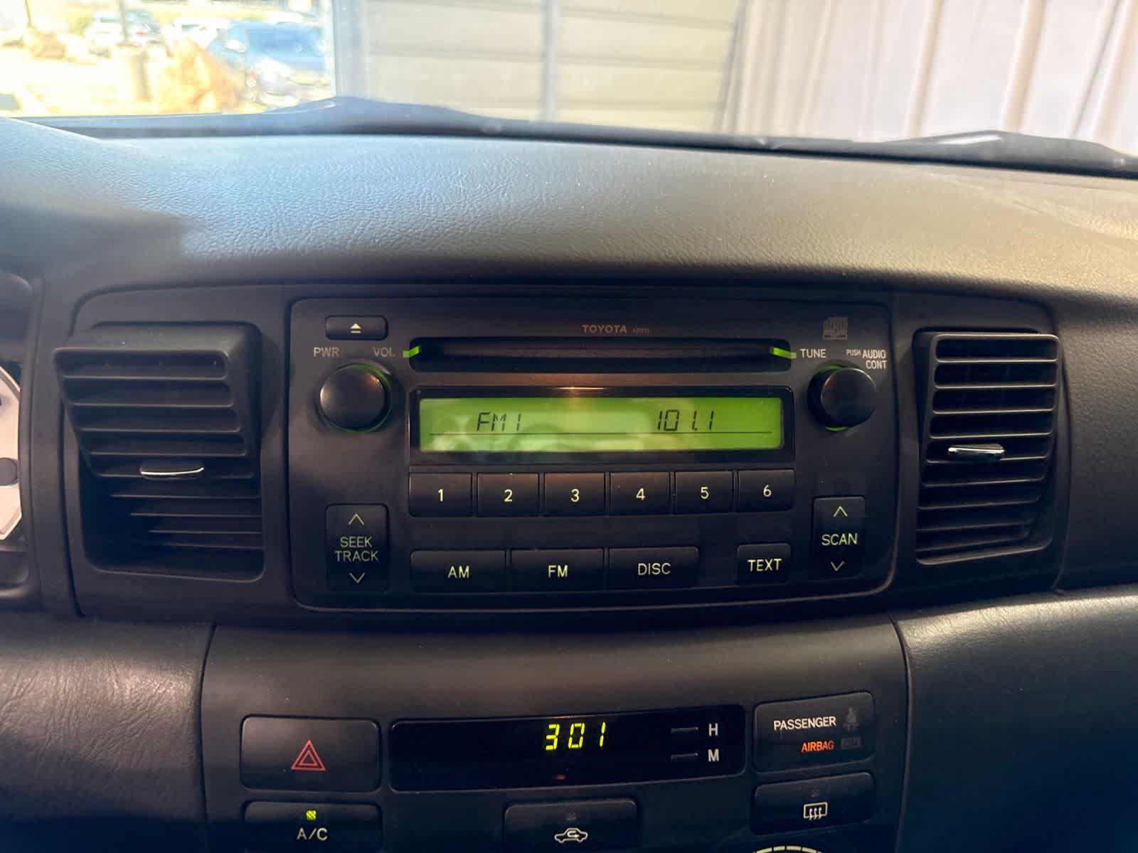 Used 2005 Toyota Corolla S FWD image 26