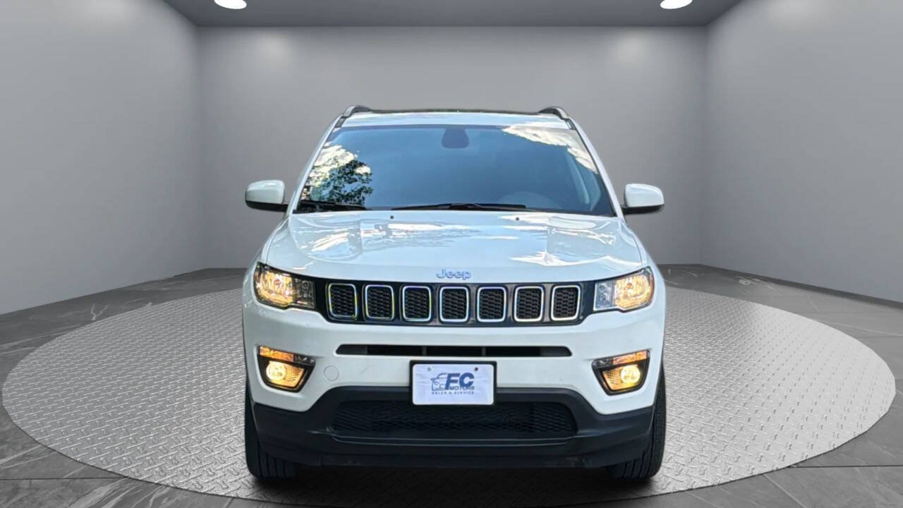 Used 2021 Jeep Compass Latitude w/ Sun and Sound Group AWD/4WD image 2