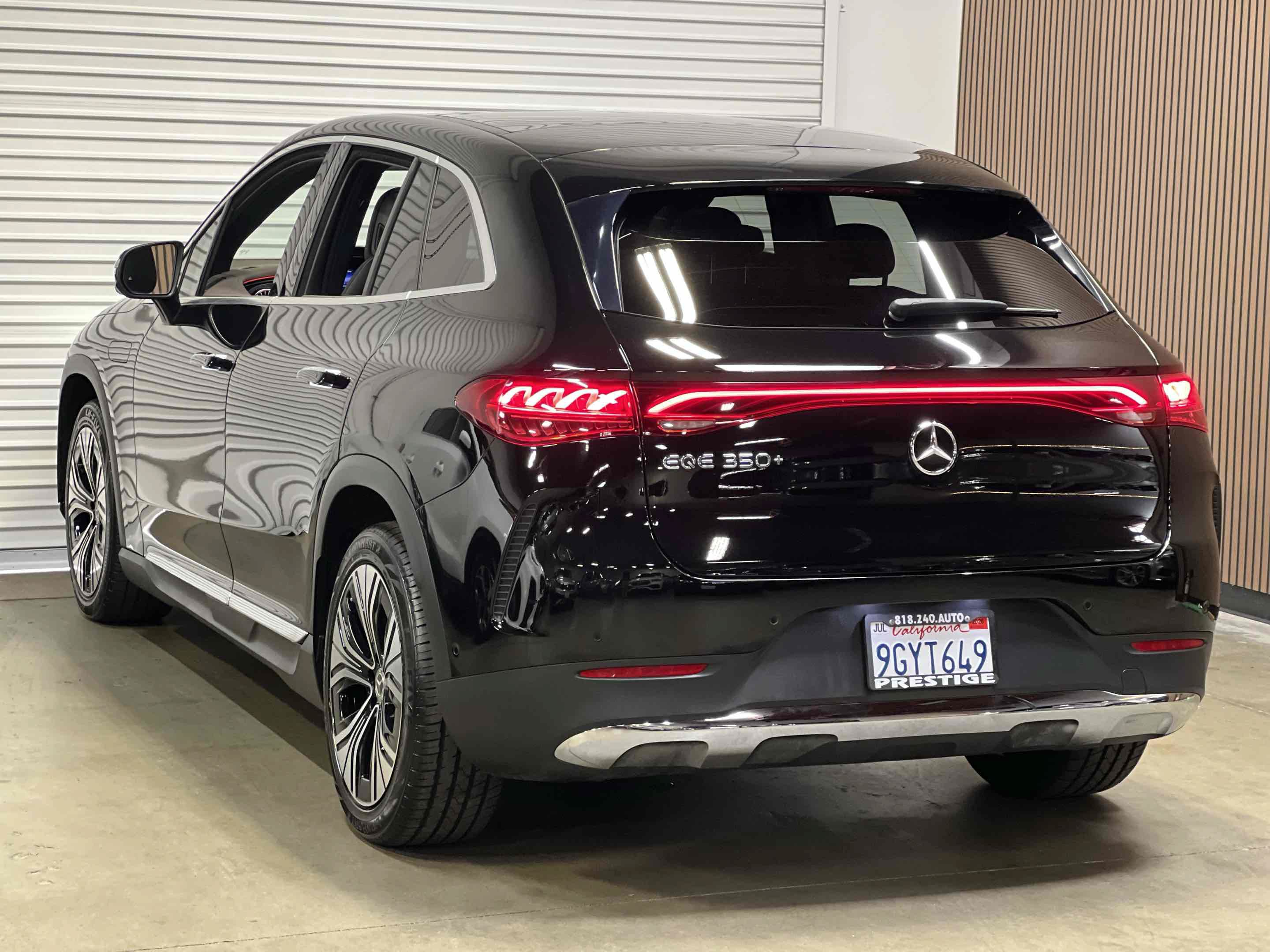 Used 2023 Mercedes-Benz EQE 350+ SUV image 4