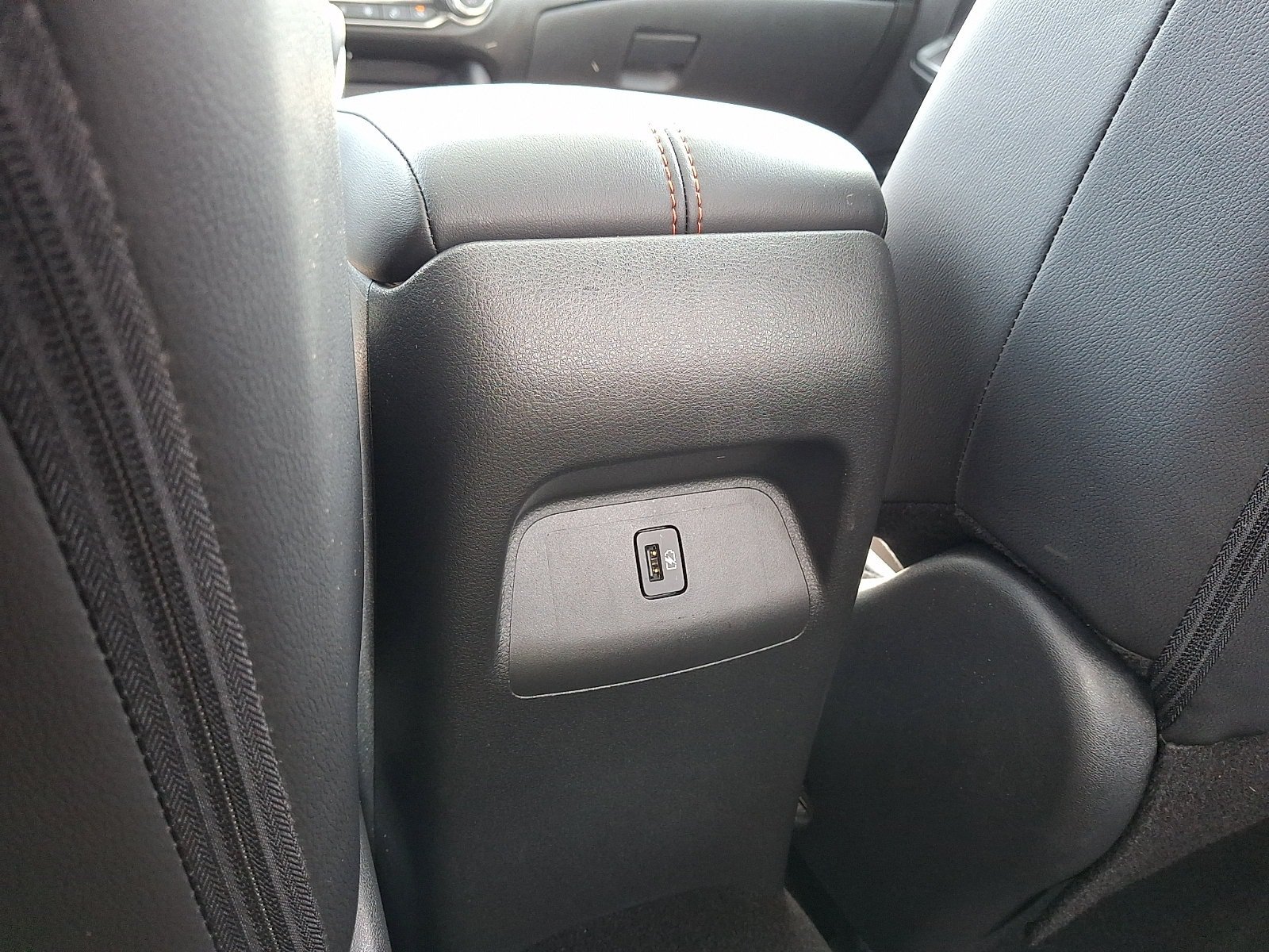 Certified 2024 Nissan Sentra SR w/ SR Premium Package FWD image 12