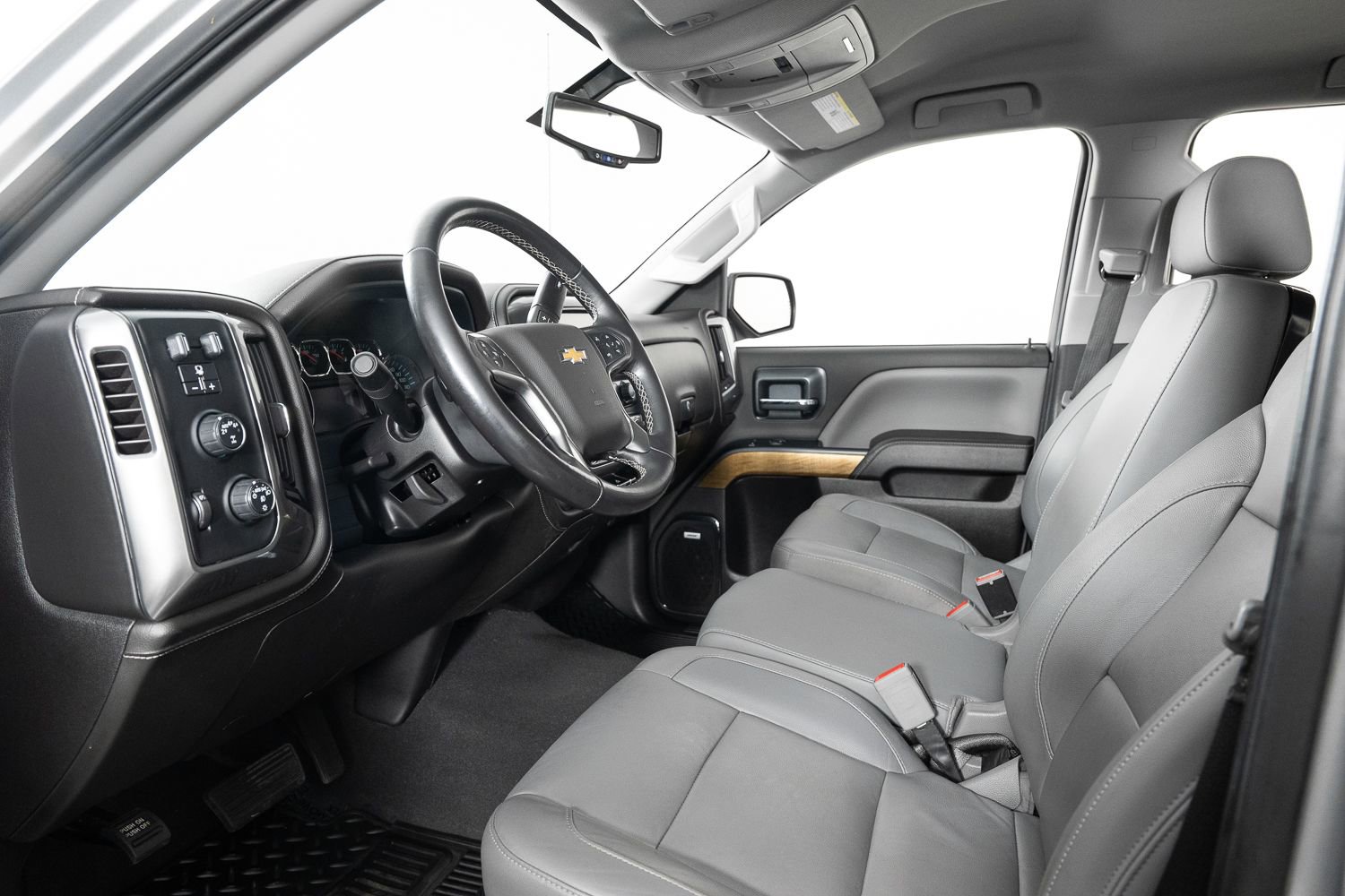 Used 2018 Chevrolet Silverado 1500 LTZ w/ Sport Package image 13