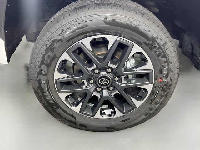 New 2026 Toyota Tundra Limited AWD/4WD image 10