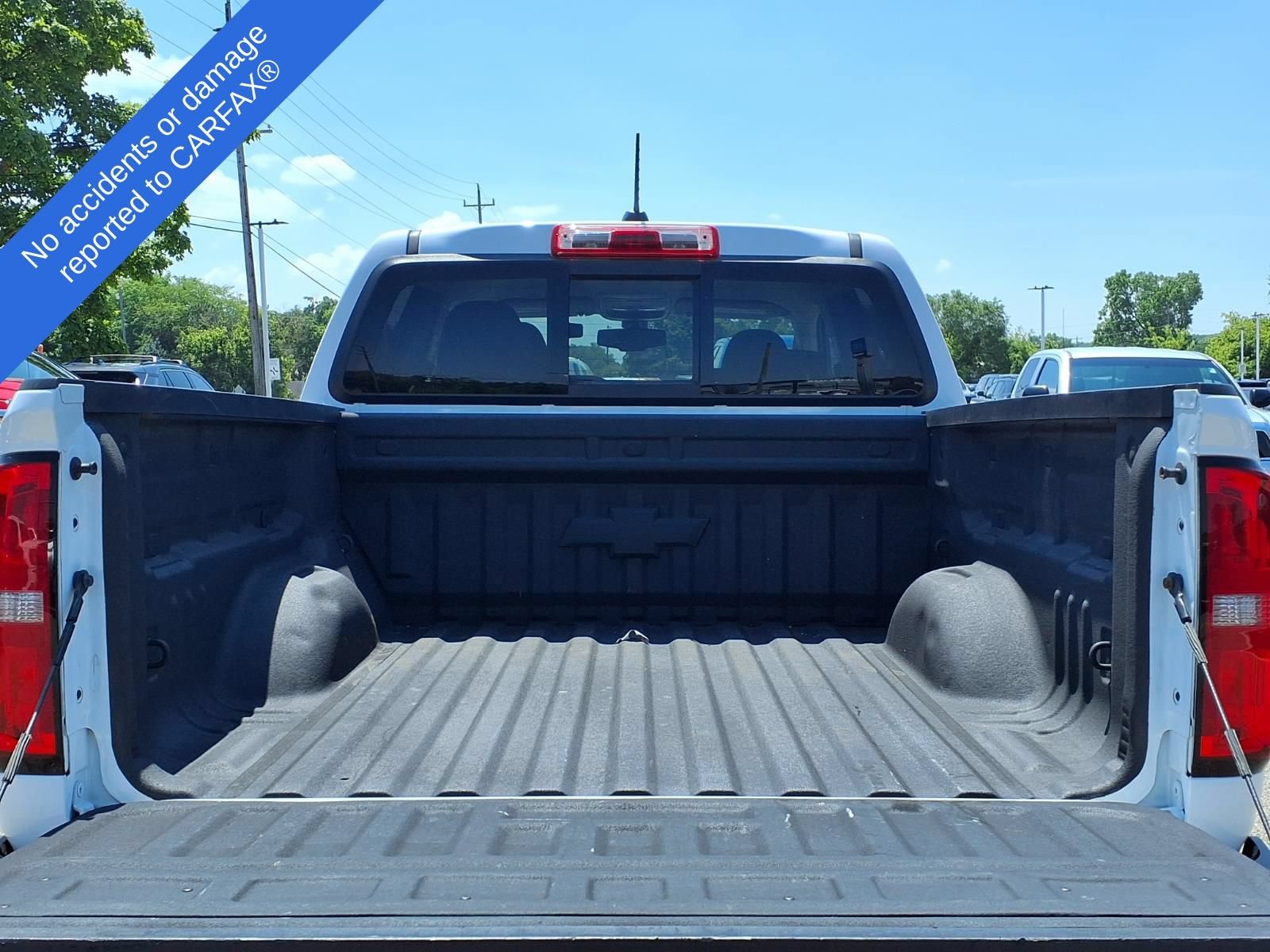 Used 2021 Chevrolet Colorado LT w/ Redline Special Edition AWD/4WD image 12