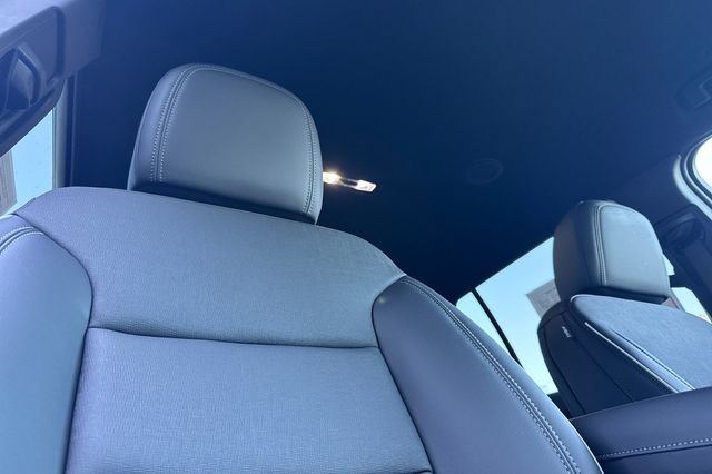 Used 2025 Buick Enclave Preferred FWD image 21