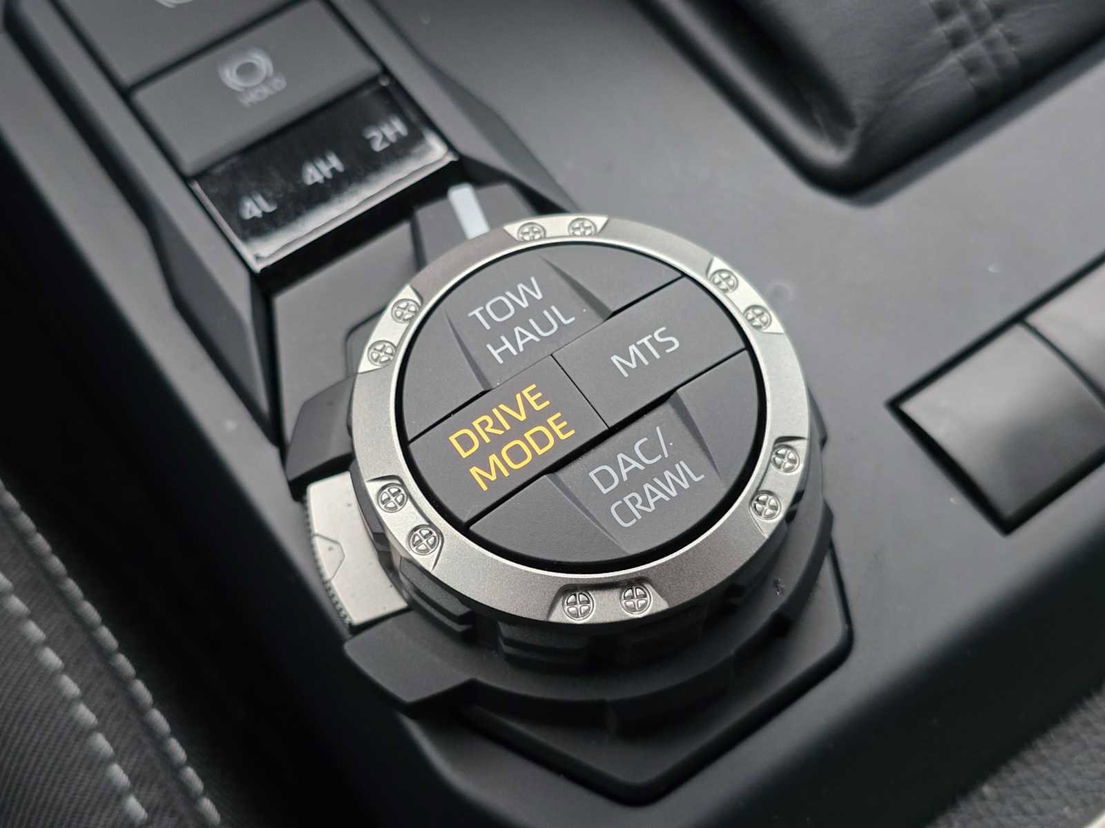 Certified 2025 Toyota Tacoma TRD Off-Road image 35