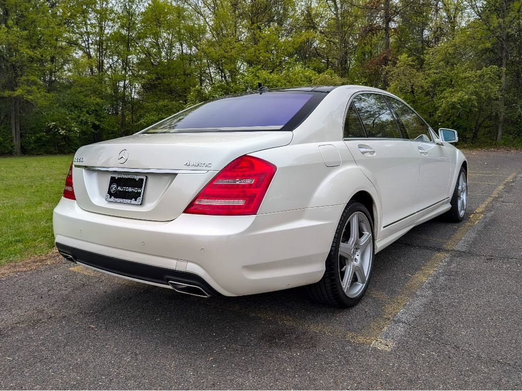 Used 2010 Mercedes-Benz S 550 4MATIC image 5
