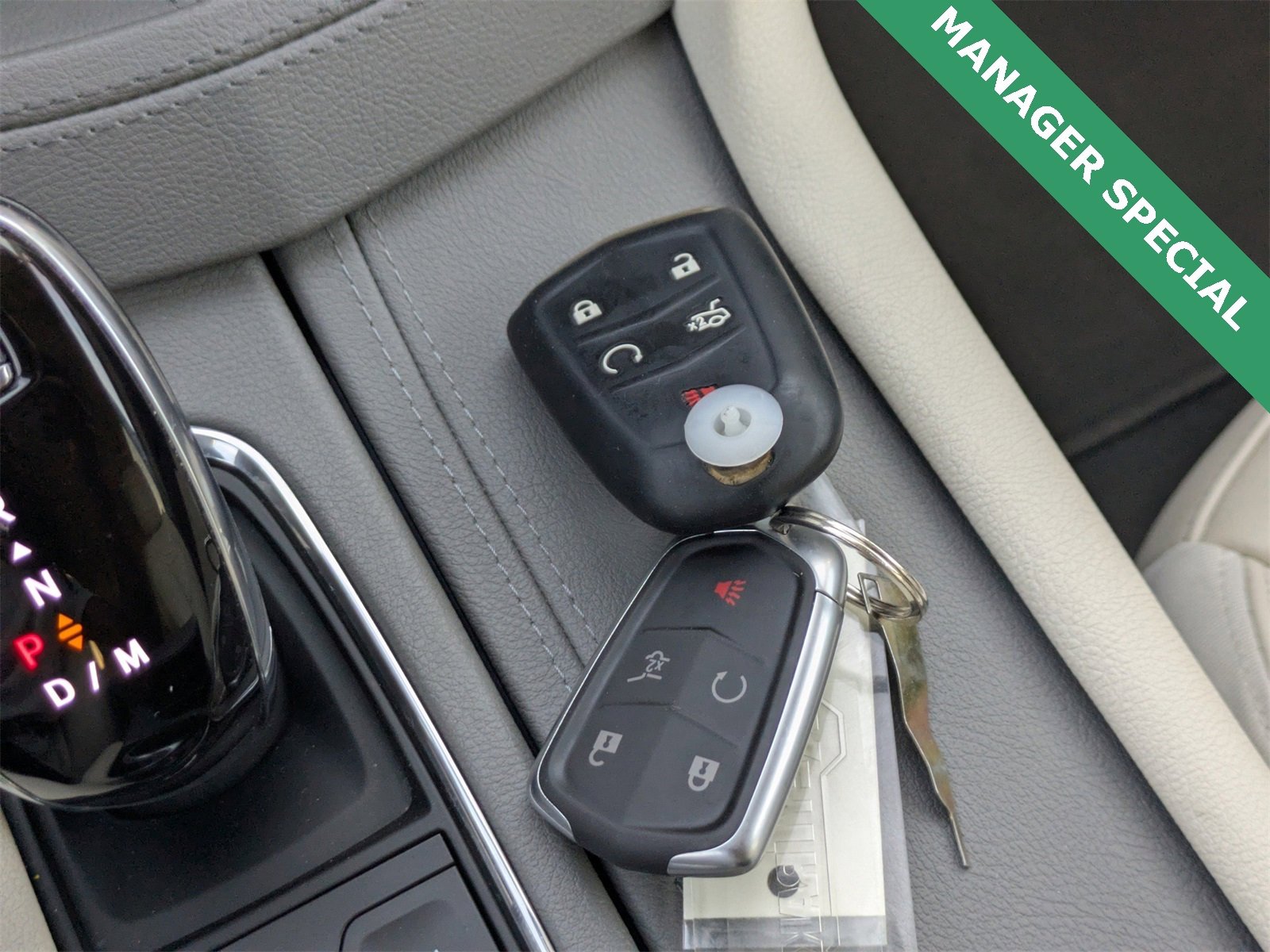 Used 2022 Cadillac XT6 Premium Luxury w/ Technology Package image 37