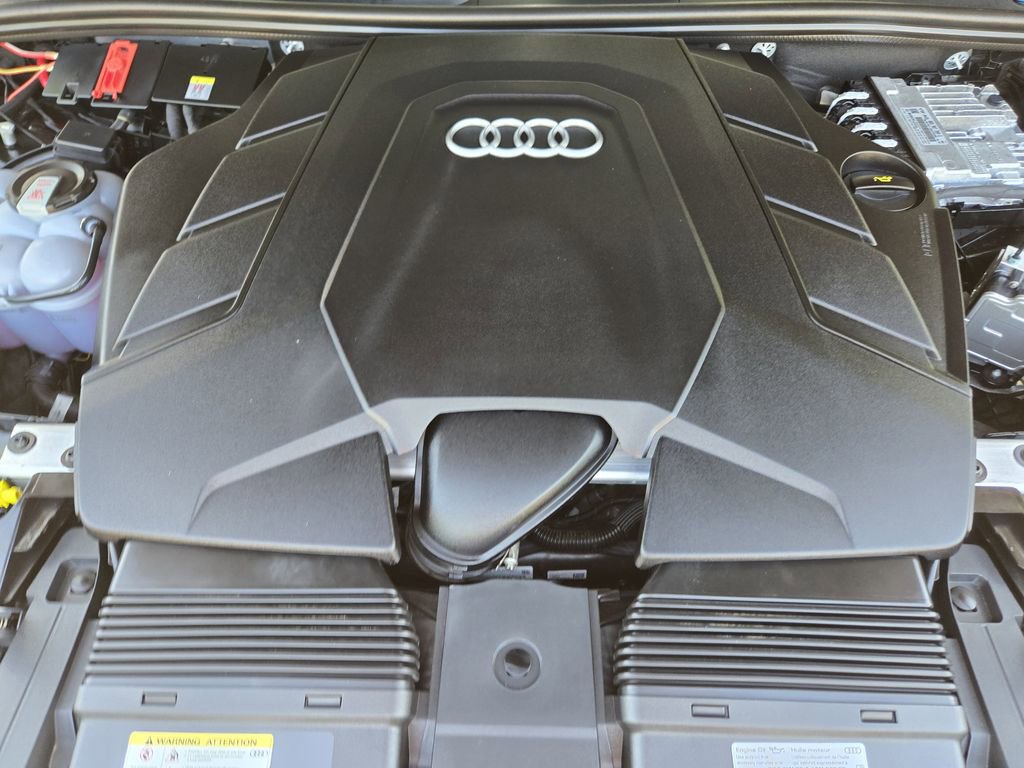 Certified 2025 Audi Q7 3.0T Premium Plus image 33
