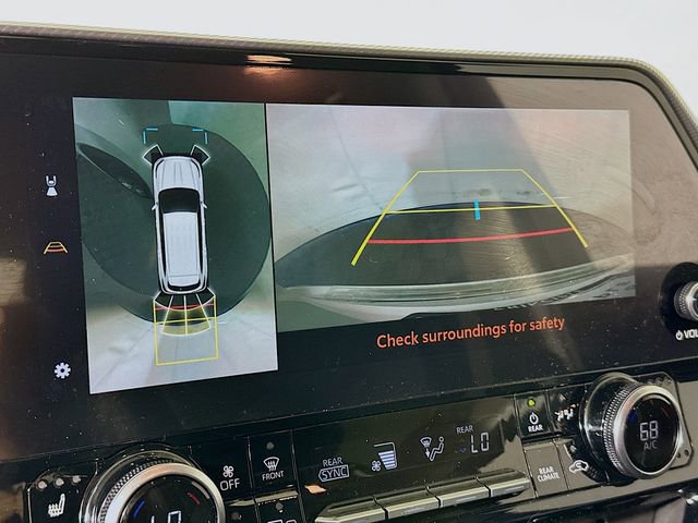 Used 2023 Toyota Highlander Platinum image 17