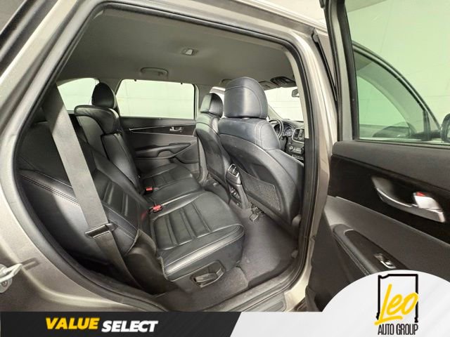 Used 2017 Kia Sorento EX w/ EX V6 Premium Package FWD image 18