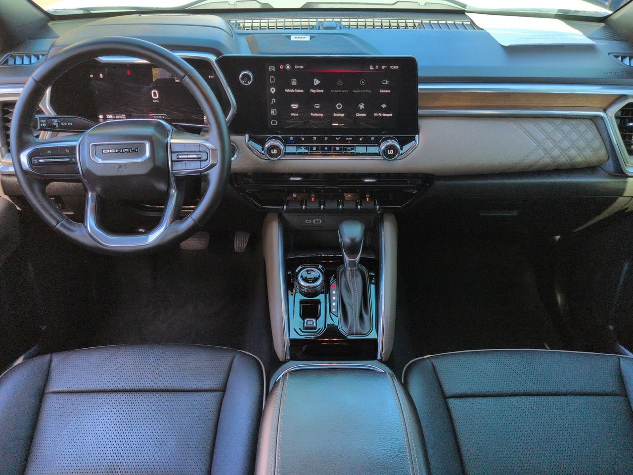 Used 2023 GMC Canyon Denali AWD/4WD image 15
