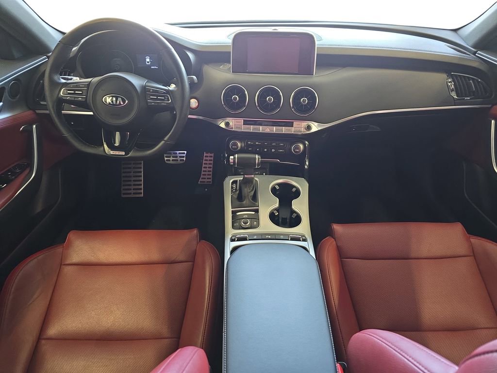 Used 2021 Kia Stinger GT image 9