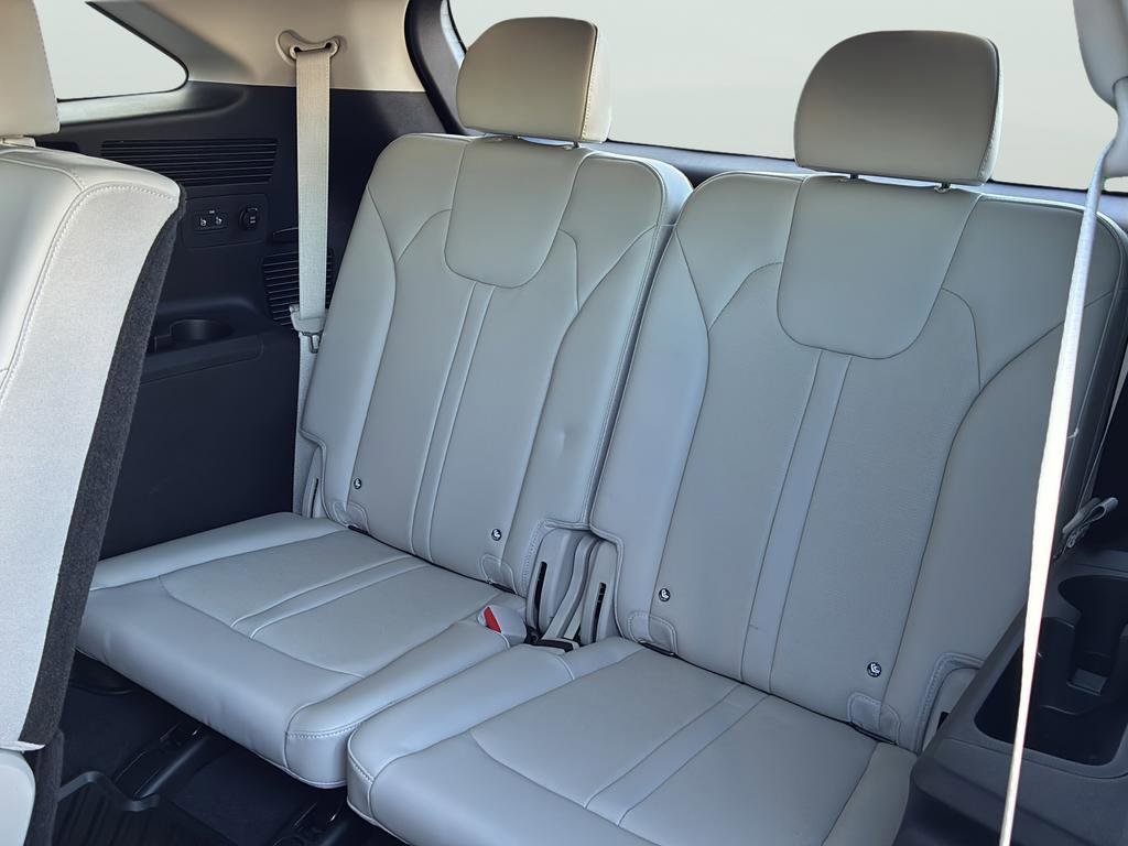 Certified 2025 Kia Sorento S w/ Panoramic Sunroof Package image 29