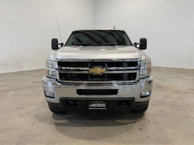 Used 2011 Chevrolet Silverado 2500 LTZ w/ LTZ Plus Package AWD/4WD image 21