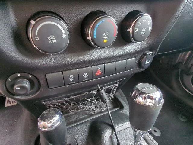 Certified 2017 Jeep Wrangler Unlimited Sport AWD/4WD image 18