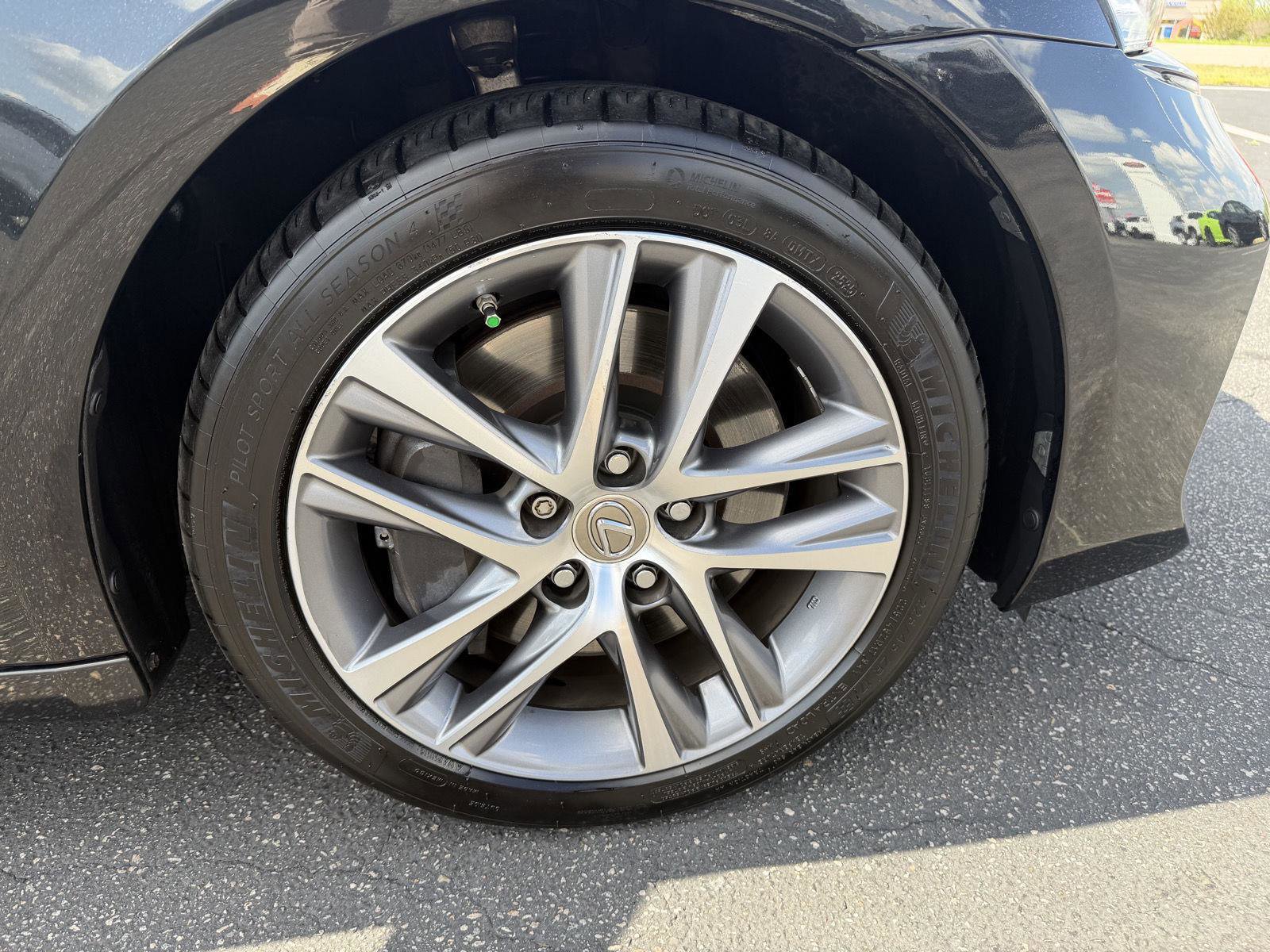 Used 2018 Lexus IS 300 w/ Accessory Package 2 image 9