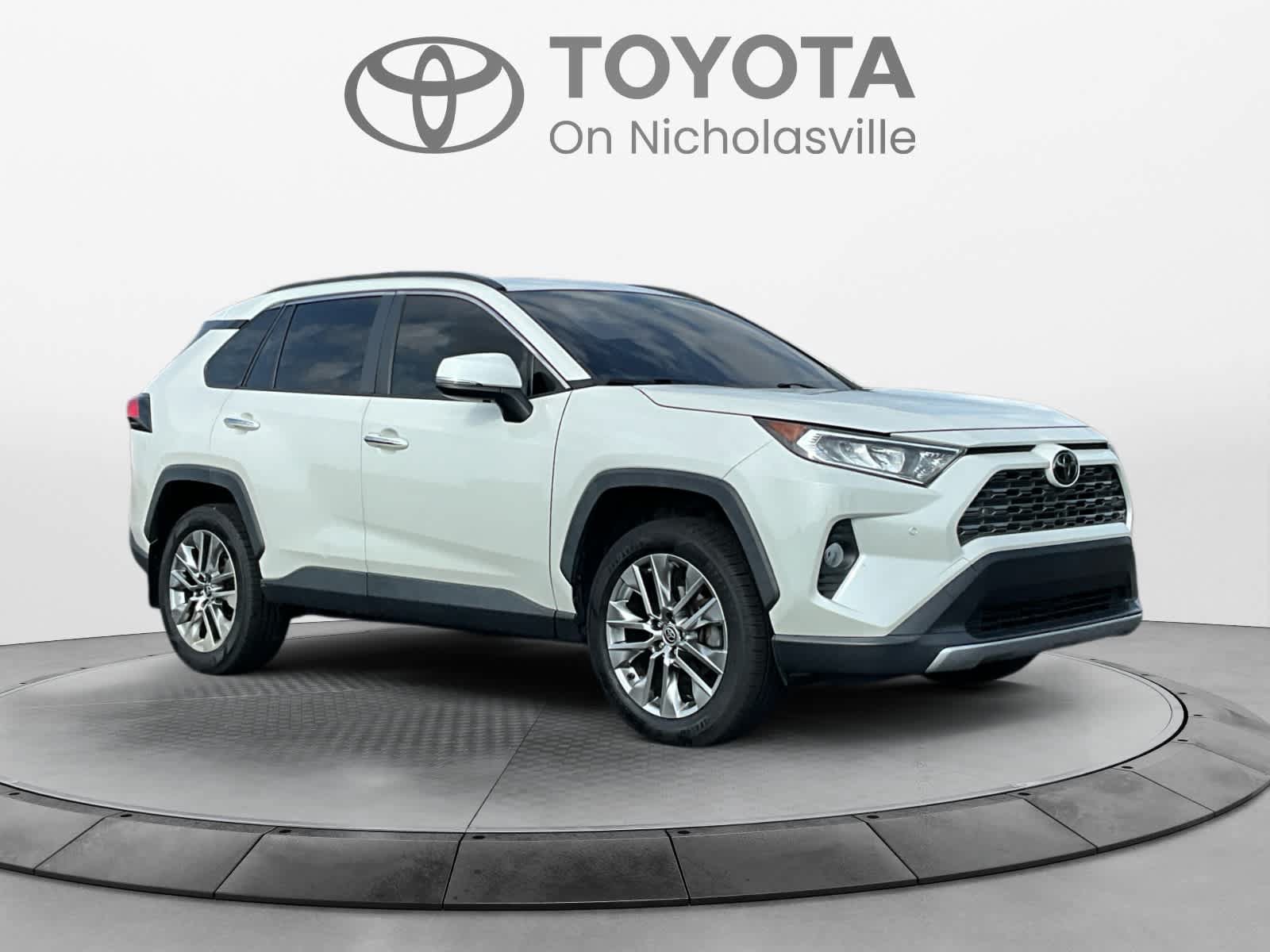 Used 2020 Toyota RAV4 Limited w/ All Weather Liner Package AWD/4WD image 7