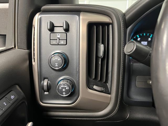 Used 2019 GMC Sierra 2500 Denali w/ Duramax Plus Package AWD/4WD image 36