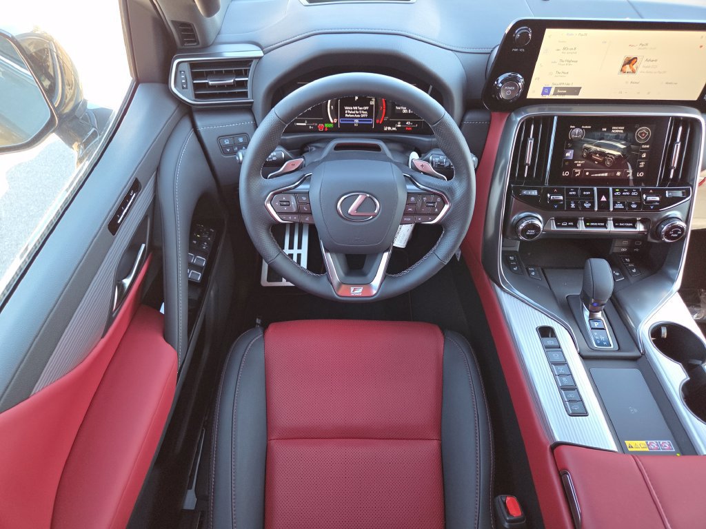 New 2026 Lexus LX 700h F Sport AWD/4WD image 4