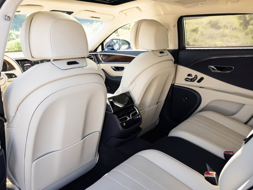 Used 2021 Bentley Flying Spur W12 AWD/4WD image 55