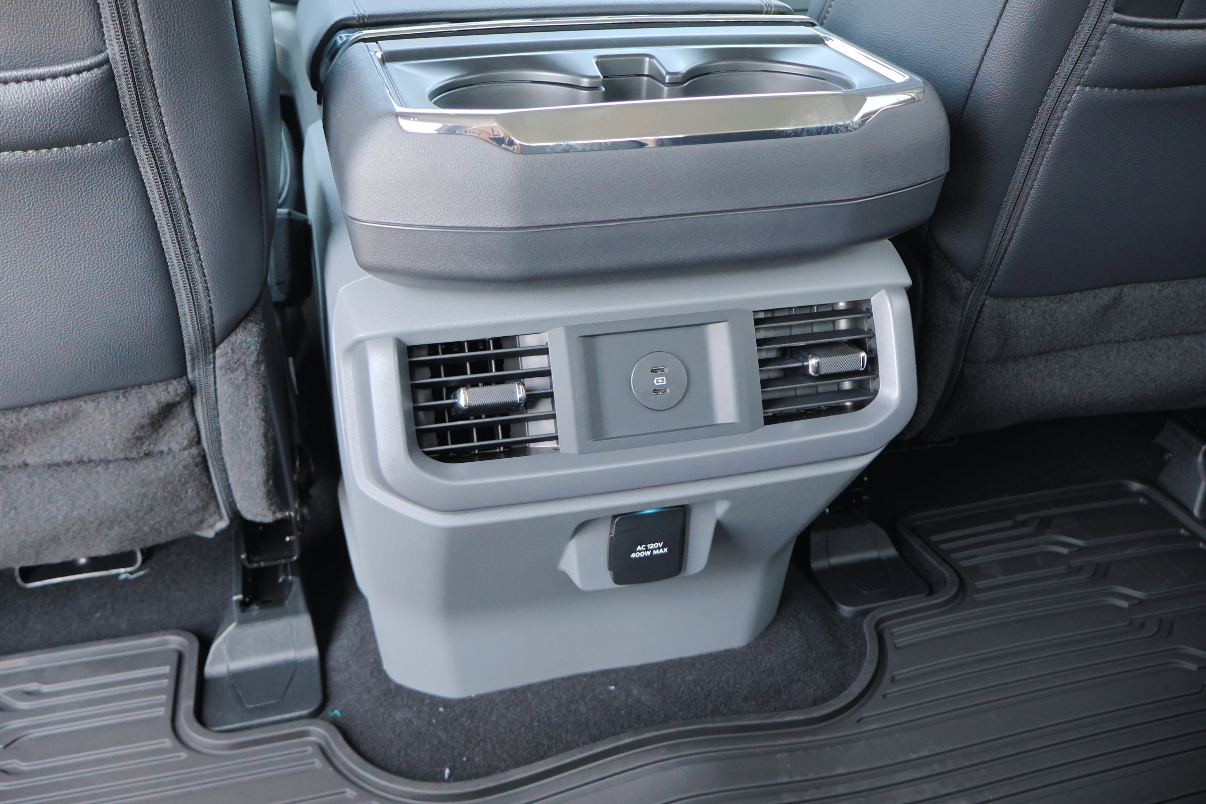 Certified 2025 Ford F150 Lariat w/ Equipment Group 501A Mid image 27