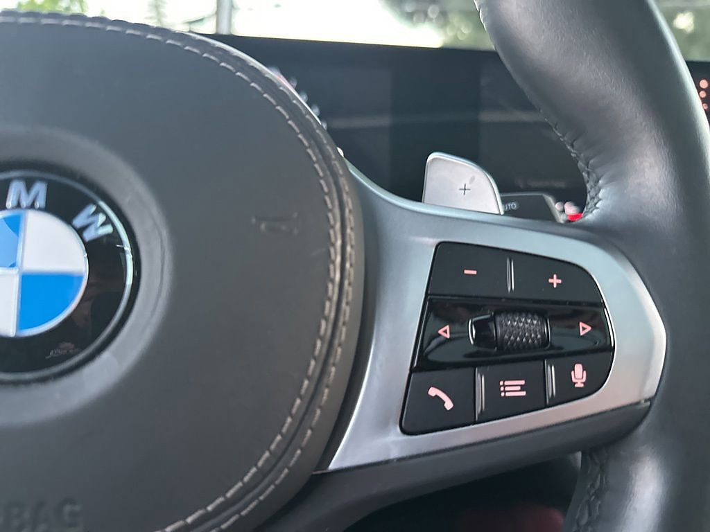 Used 2025 BMW X6 xDrive40i w/ Premium Package AWD/4WD image 16