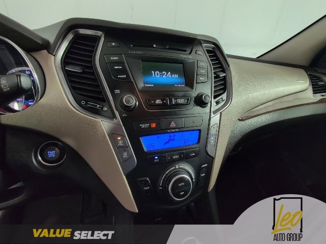 Used 2014 Hyundai Santa Fe GLS image 19