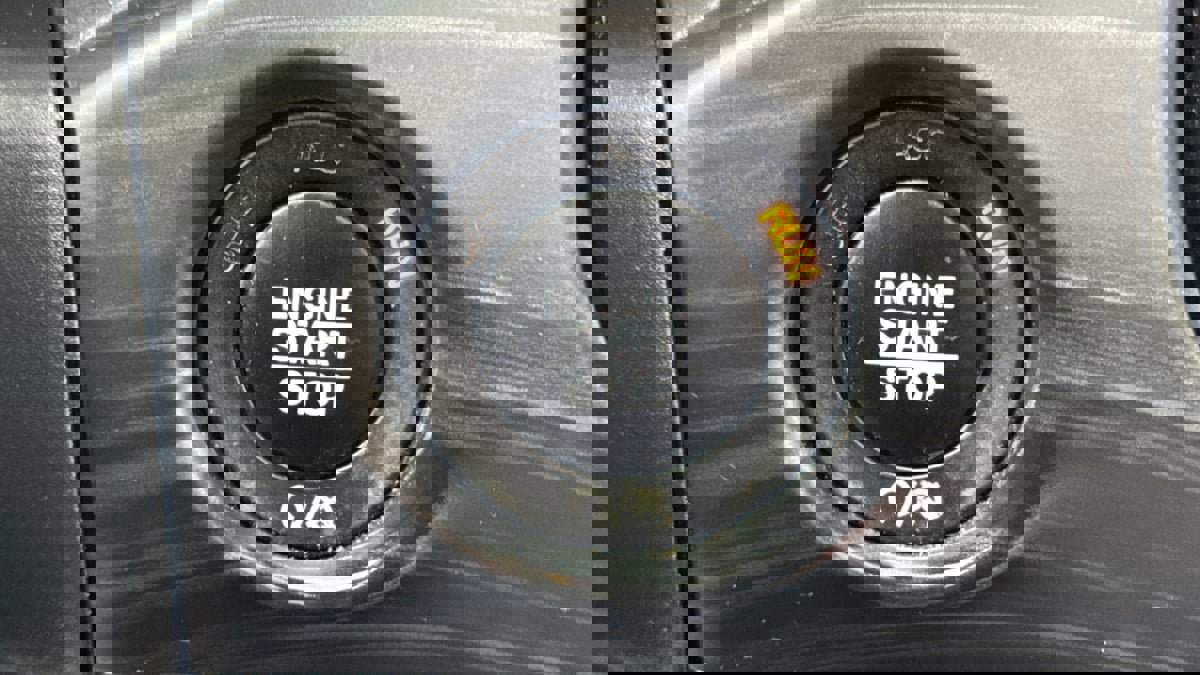 Used 2022 Jeep Grand Cherokee Limited image 32