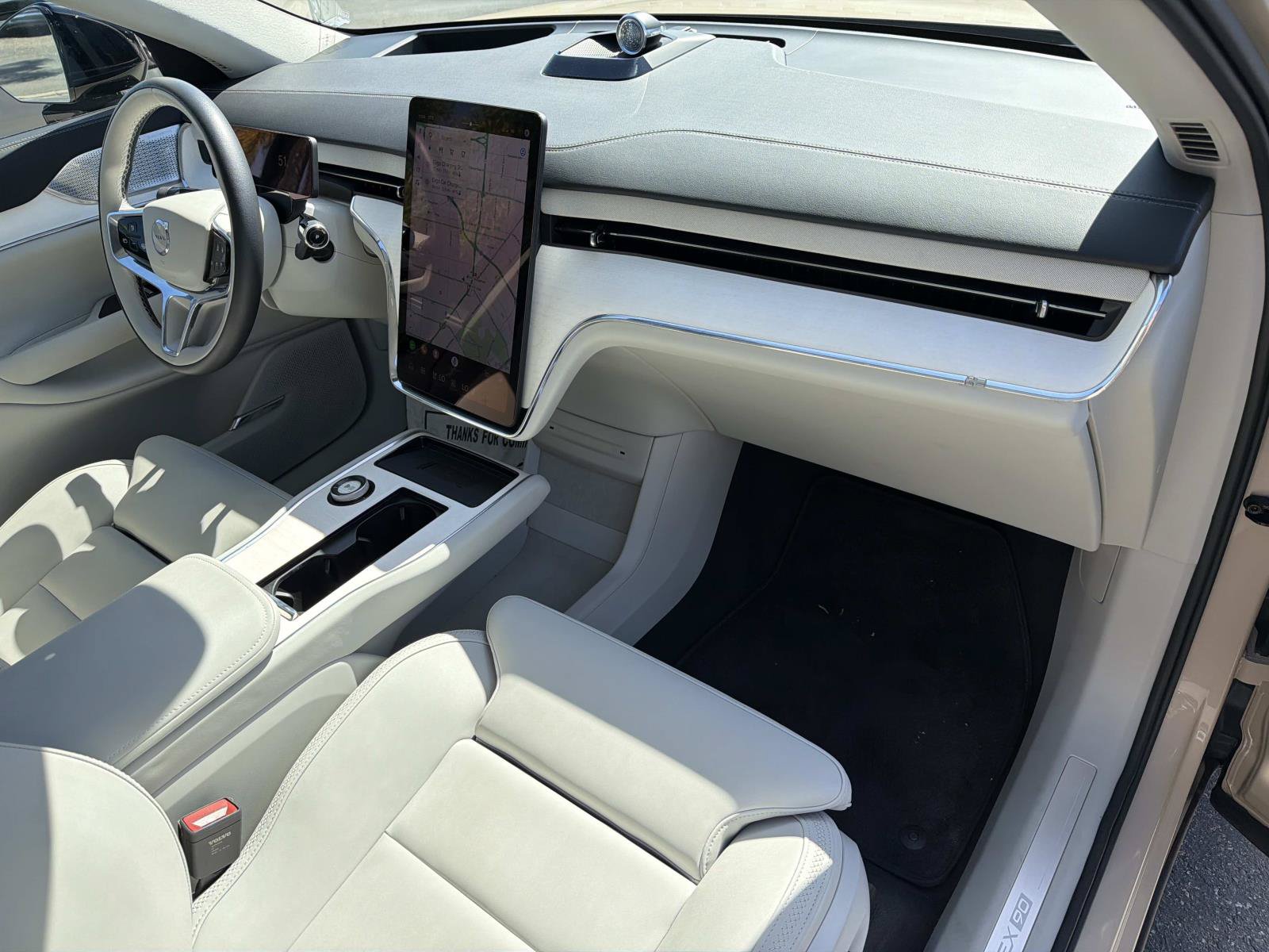 Certified 2025 Volvo EX90 Ultra AWD/4WD image 27