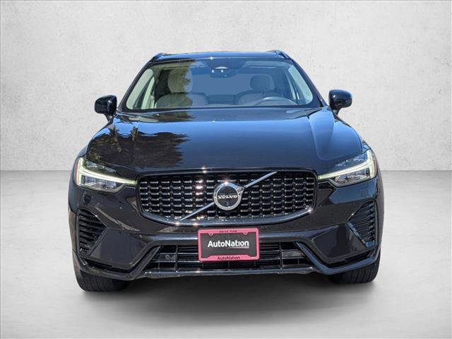 Used 2023 Volvo XC60 T8 Plus w/ Climate Package image 2