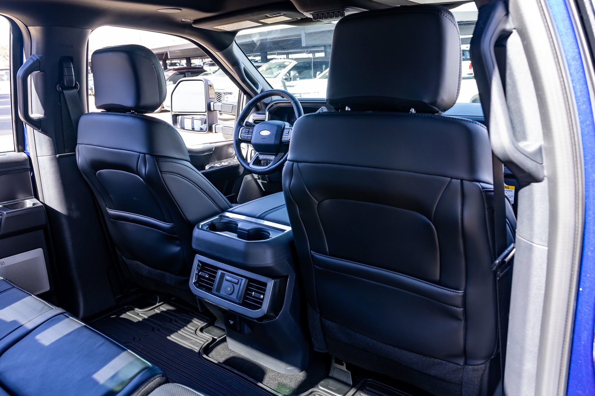 Used 2026 Ford F450 Platinum w/ FX4 Off-Road Package image 32