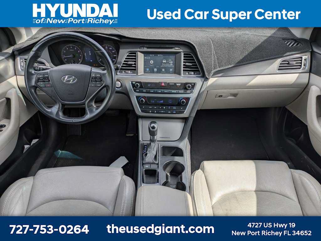 Used 2016 Hyundai Sonata Sport w/ Option Group 02 FWD image 12