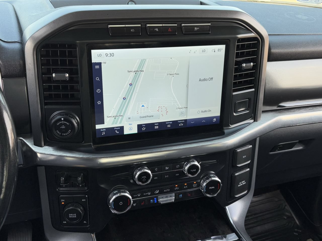 Used 2022 Ford F150 Lariat w/ Equipment Group 502A High AWD/4WD image 18