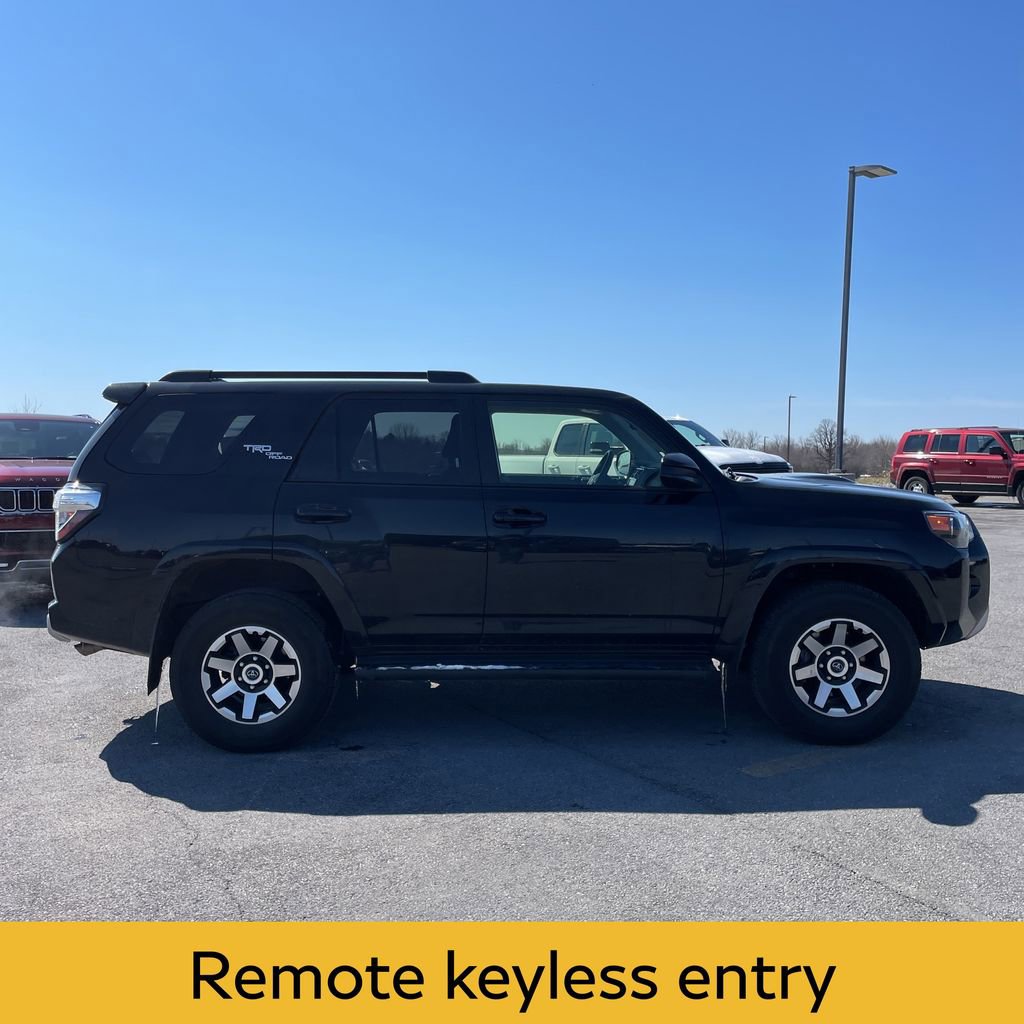 Used 2024 Toyota 4Runner TRD Off-Road image 5