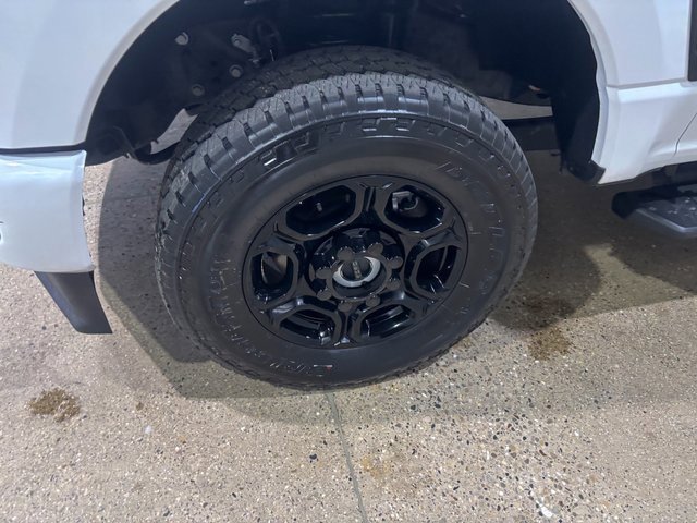 Used 2025 Ford F250 XL w/ STX Appearance Package image 11